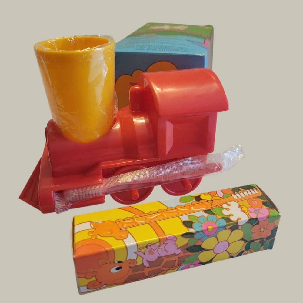 VTG Avon Toofie Train Toofie 1970s Collectible Vanity Plastic Display Set w/ Box
